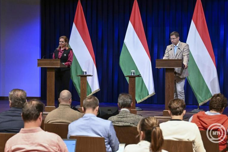 Gulyás Gergely: 1,6 százalékos kiegészítő nyugdíjemelésről döntött a kormány